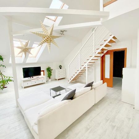 Loft With Rooftop And Free Parking In Garage Budapeşte Dış mekan fotoğraf