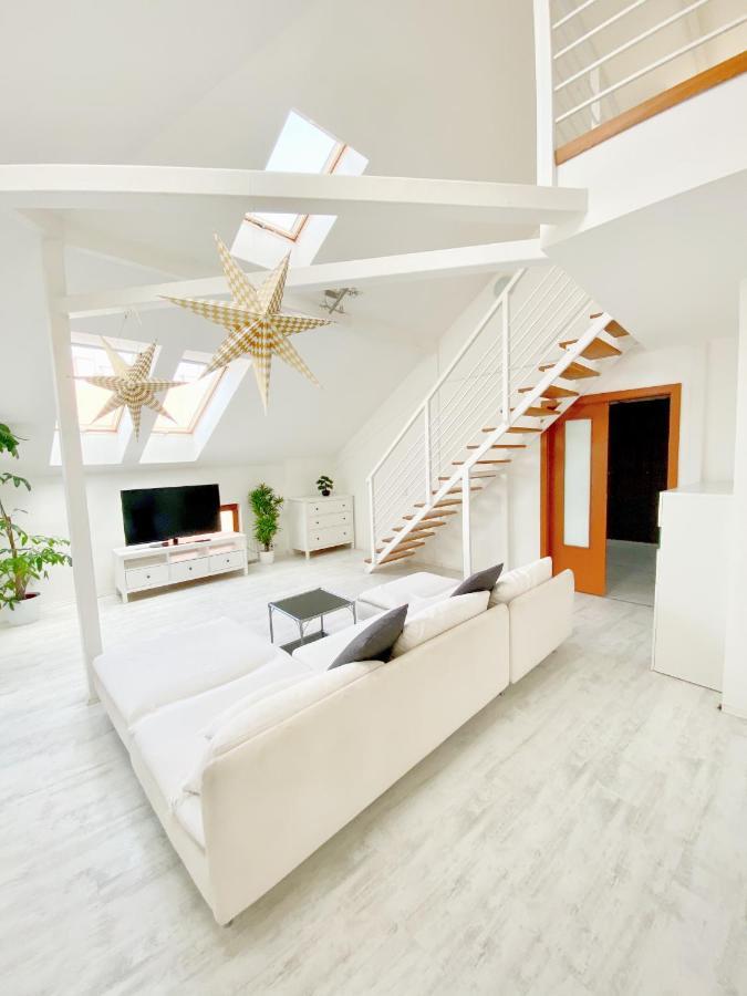 Loft With Rooftop And Free Parking In Garage Budapeşte Dış mekan fotoğraf