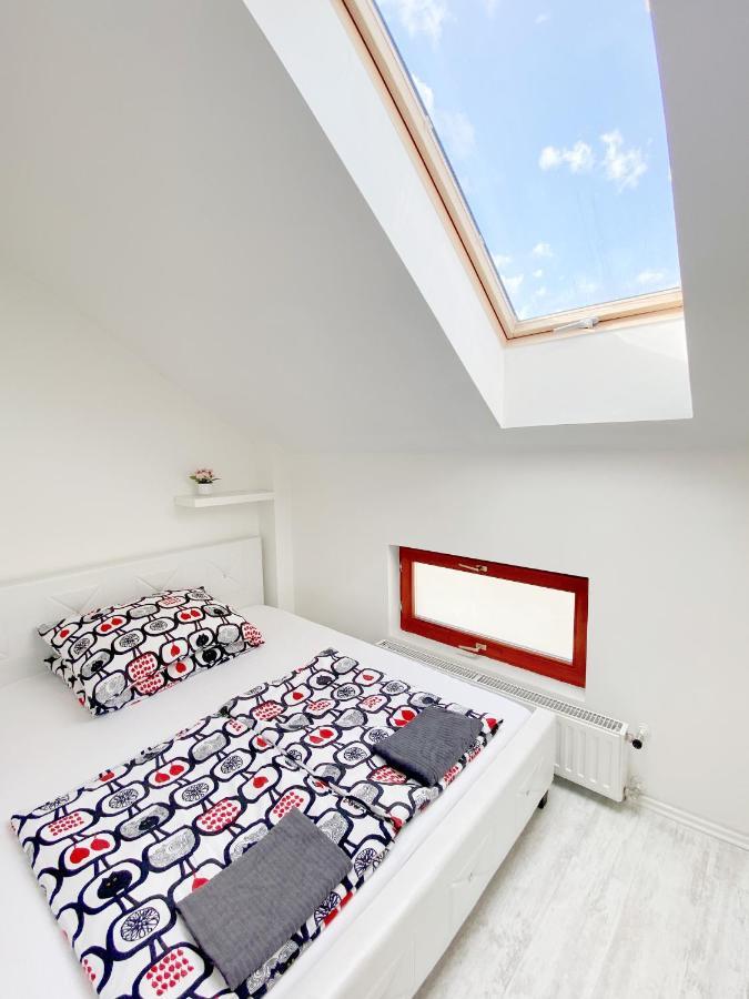 Loft With Rooftop And Free Parking In Garage Budapeşte Dış mekan fotoğraf