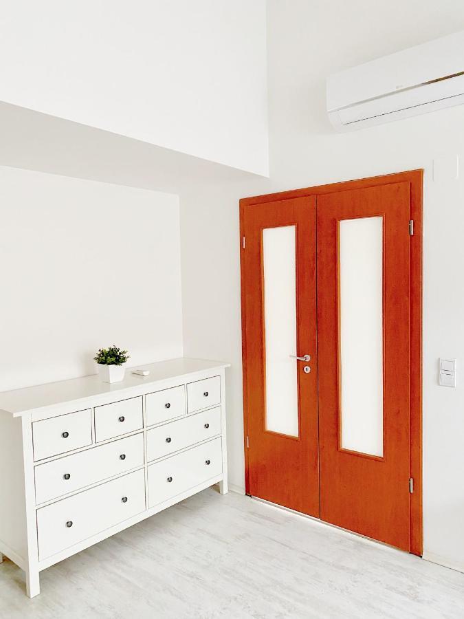 Loft With Rooftop And Free Parking In Garage Budapeşte Dış mekan fotoğraf